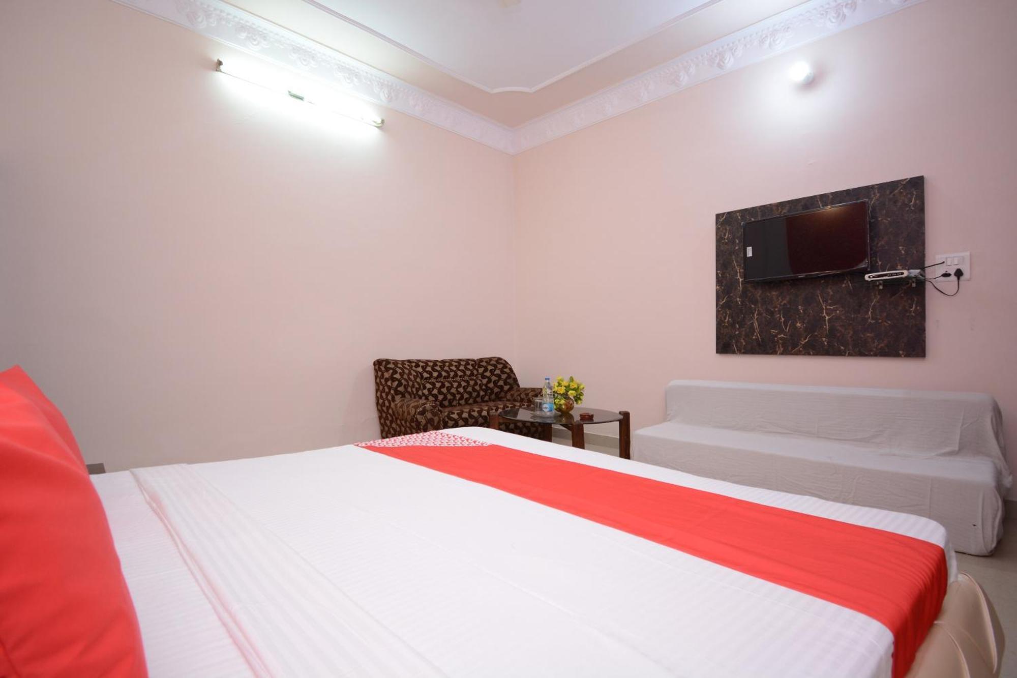 Hotel Asia Palace Pathankot Bagian luar foto