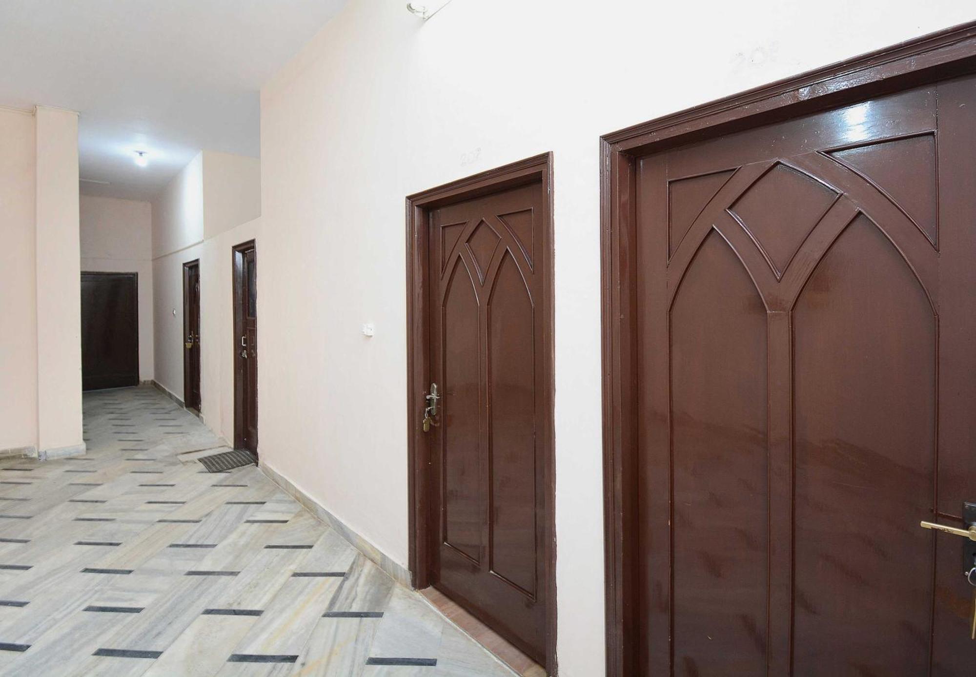 Hotel Asia Palace Pathankot Bagian luar foto
