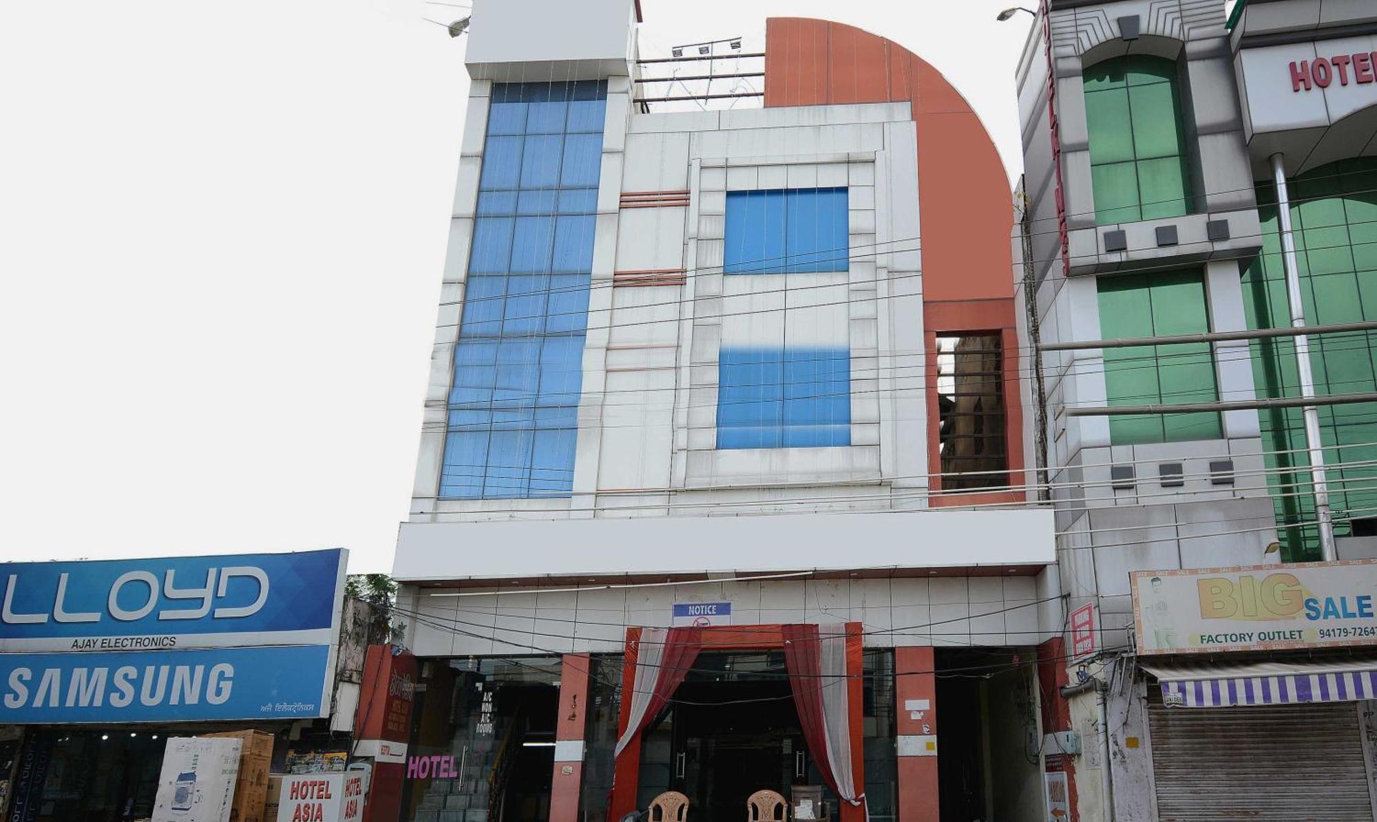 Hotel Asia Palace Pathankot Bagian luar foto