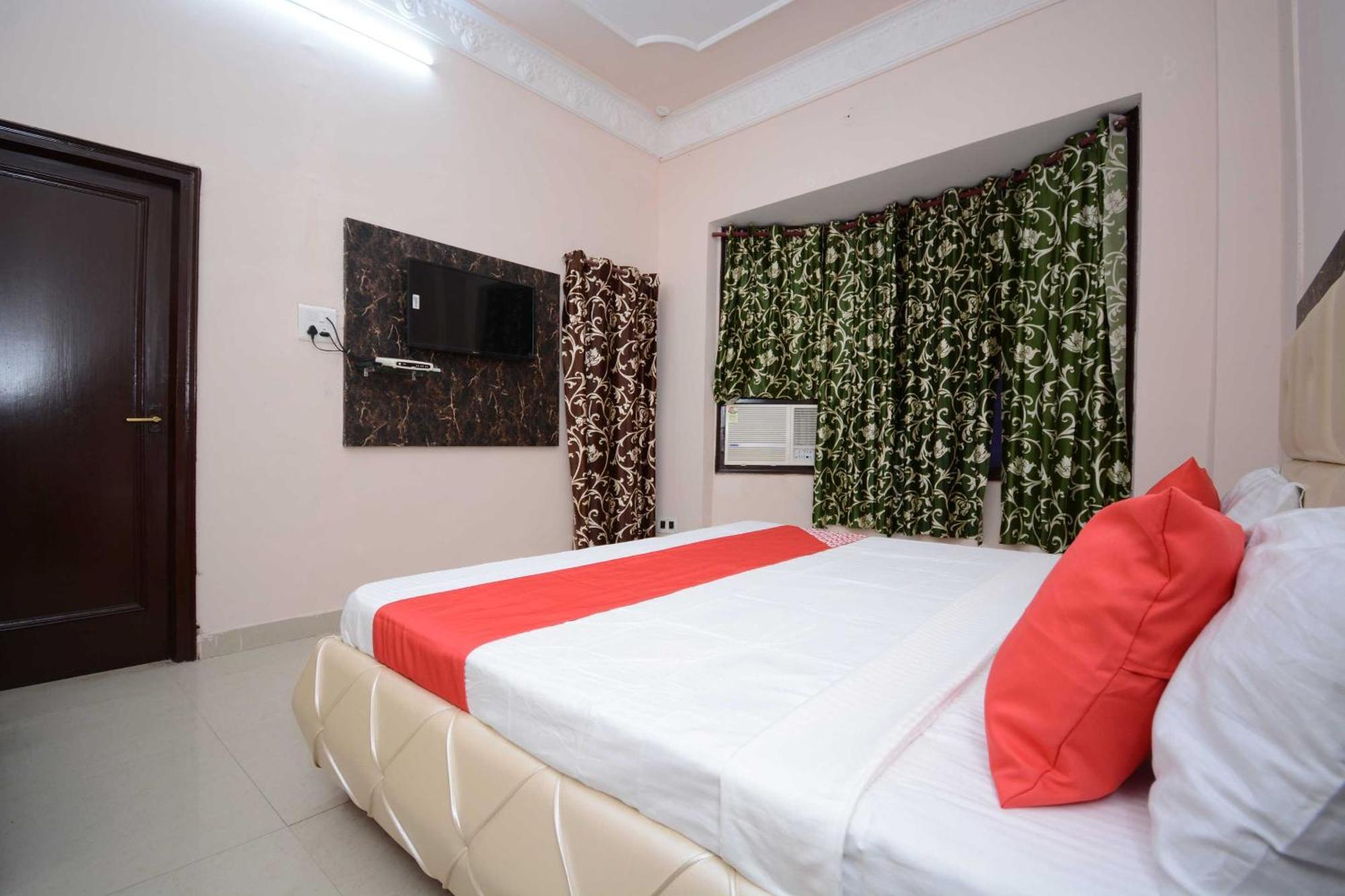 Hotel Asia Palace Pathankot Bagian luar foto