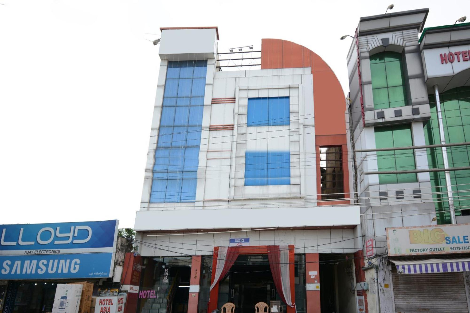 Hotel Asia Palace Pathankot Bagian luar foto